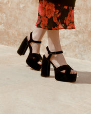 IRIS - Noir Mystique