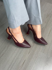Escarpins Slingback en Cuir – Bordeaux Élégant