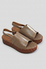 SANDALES COMPENSÉES EFFET RECTILE – TAUPE